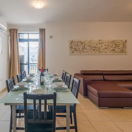 Seashells Apartments With Terrace, Just Off The Seafront In Bugibba - By Getawaysmalta St. Paul's Bay Exterior photo